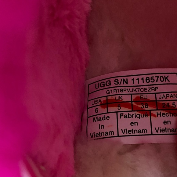 UGG Fluff Yeah Slides Neon Rainbow Multi Kid’s 6 (Will Fit Women’s 8) - Picture 8 of 12